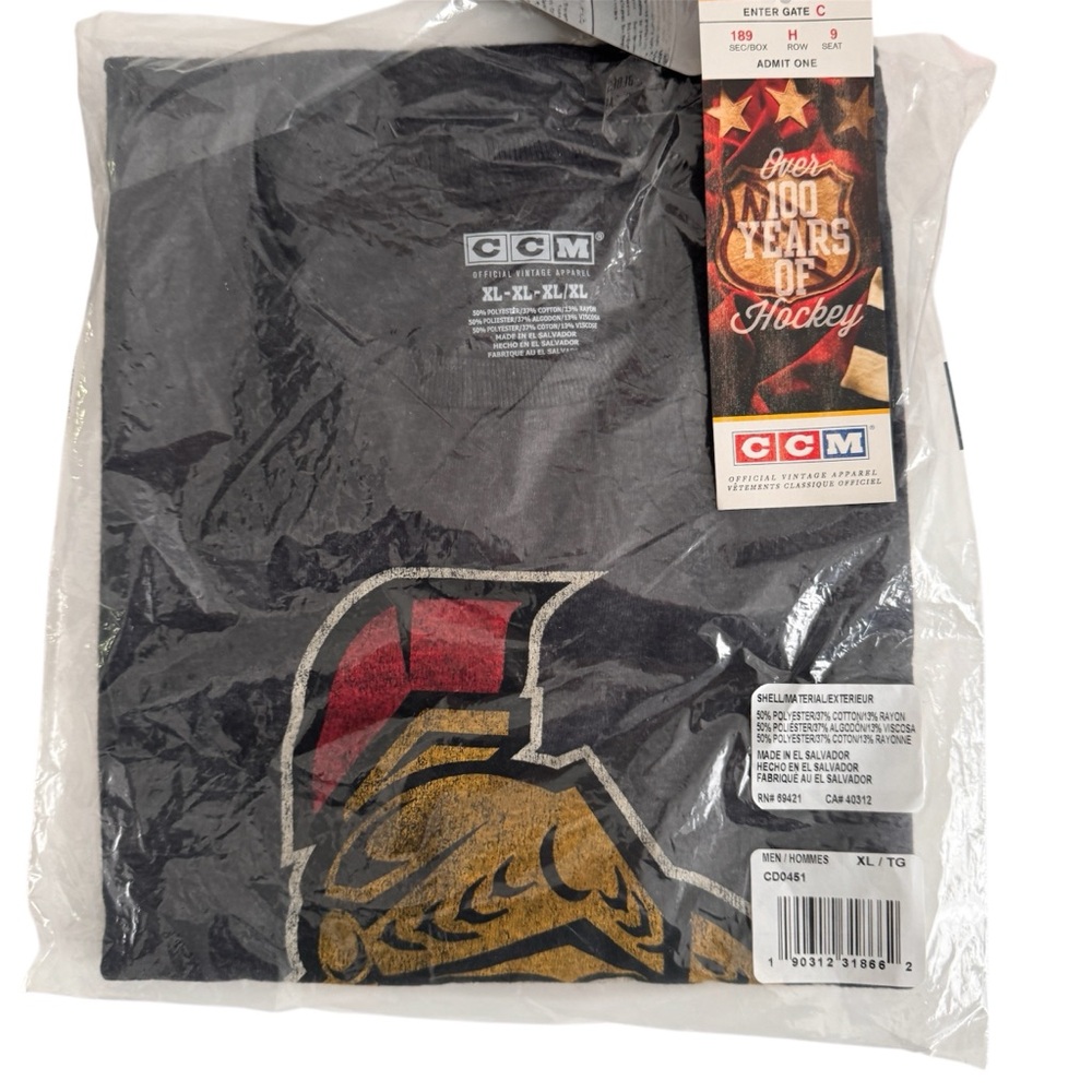 CCM Ottawa Senators Hockey Mens T Shirt XL  Distressed Black